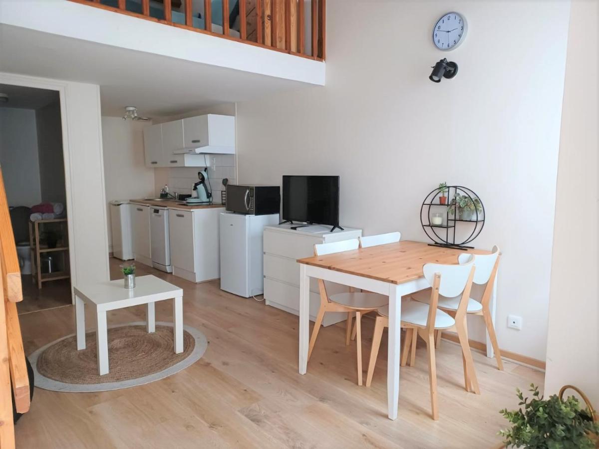Duplex à la gare du Mans Acomodação com café da manhã Le Mans Exterior foto