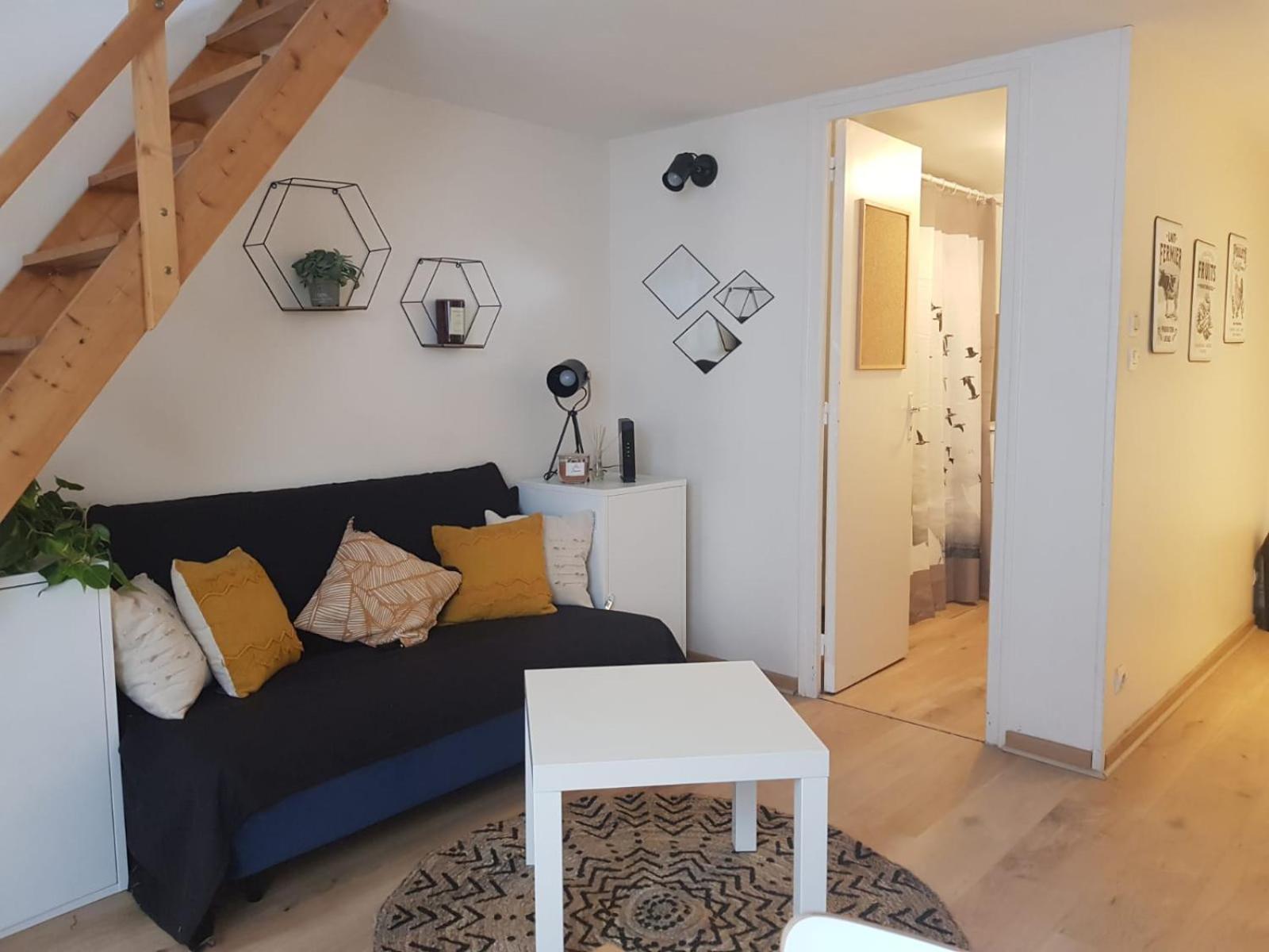 Duplex à la gare du Mans Acomodação com café da manhã Le Mans Quarto foto